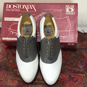 Vintage men’s golf shoes